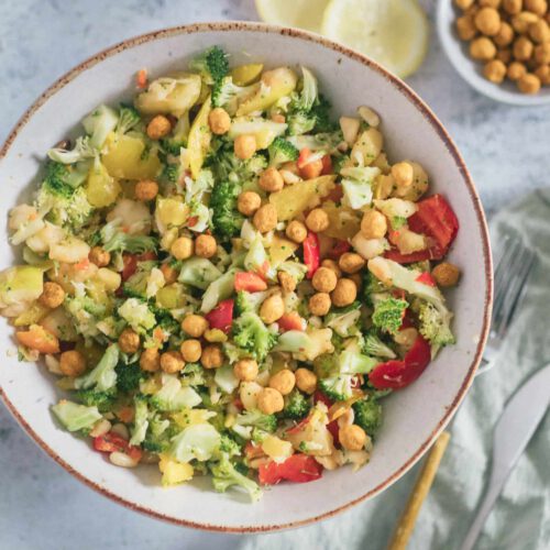 Veganer Brokkoli Salat