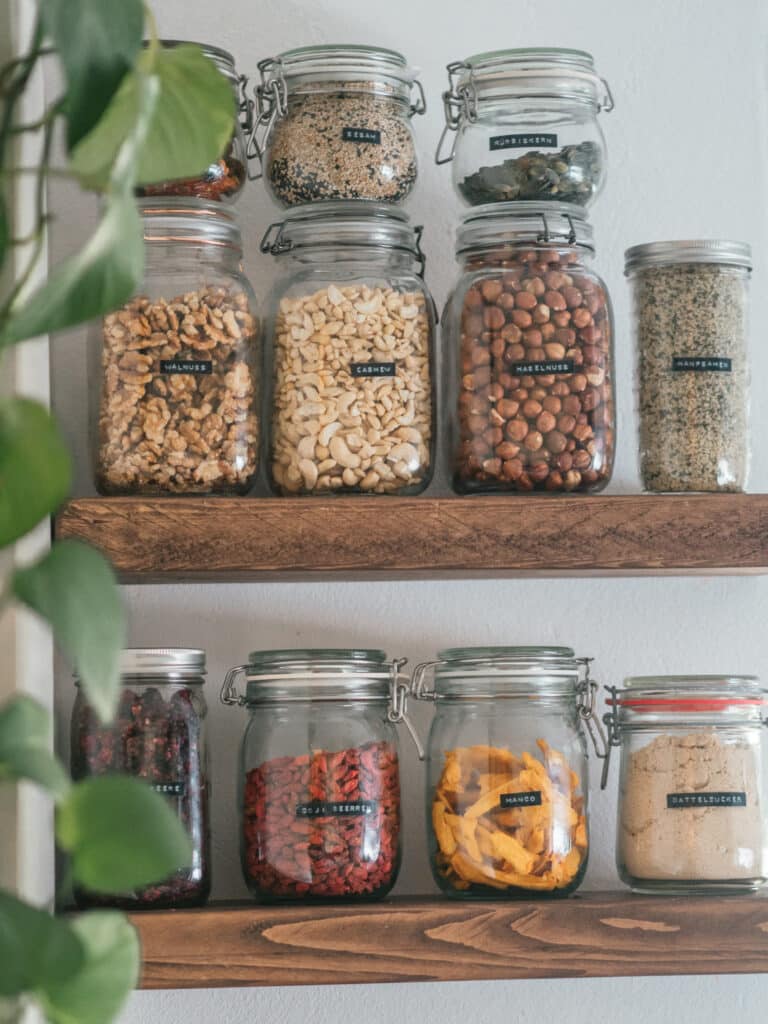 Vorratsschrank vegan