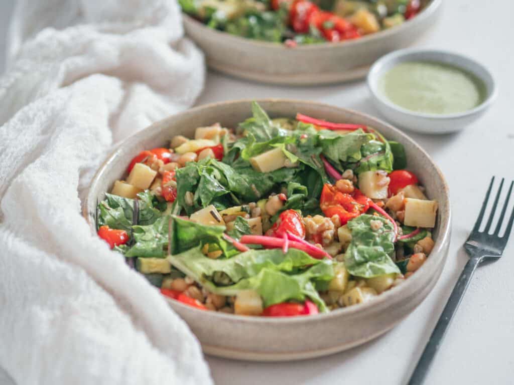 Mediterrane Salatbowl