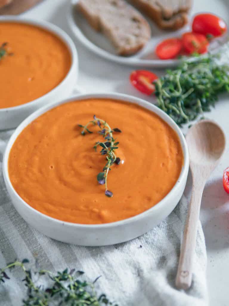 Tomatensuppe Vegan einfach mit weißen Bohnen