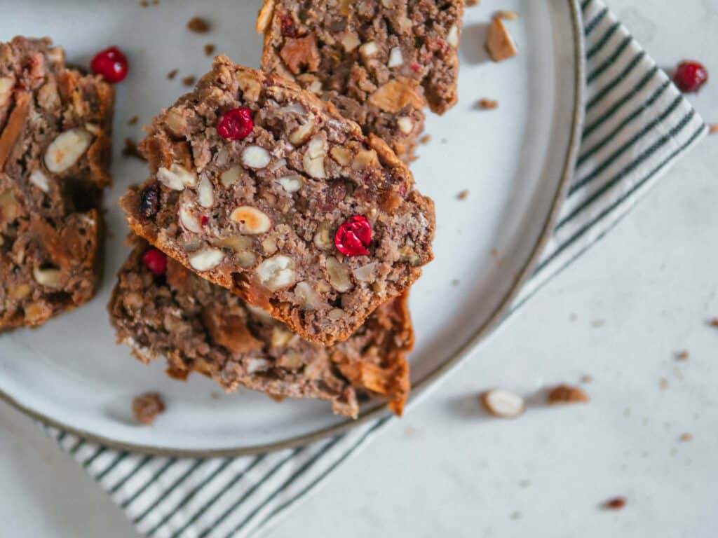 Nuss-Frucht-Brot