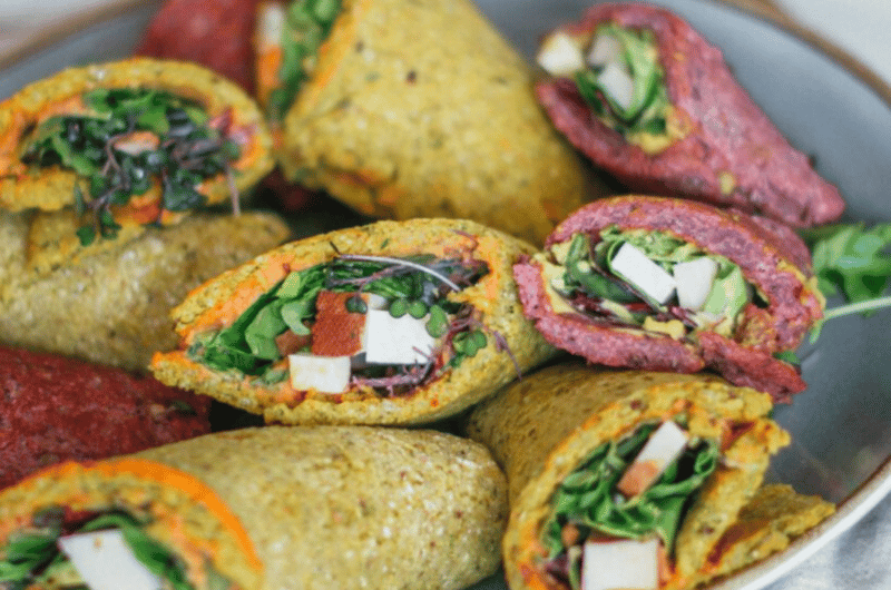 Vegane, bunte Buchweizenwraps