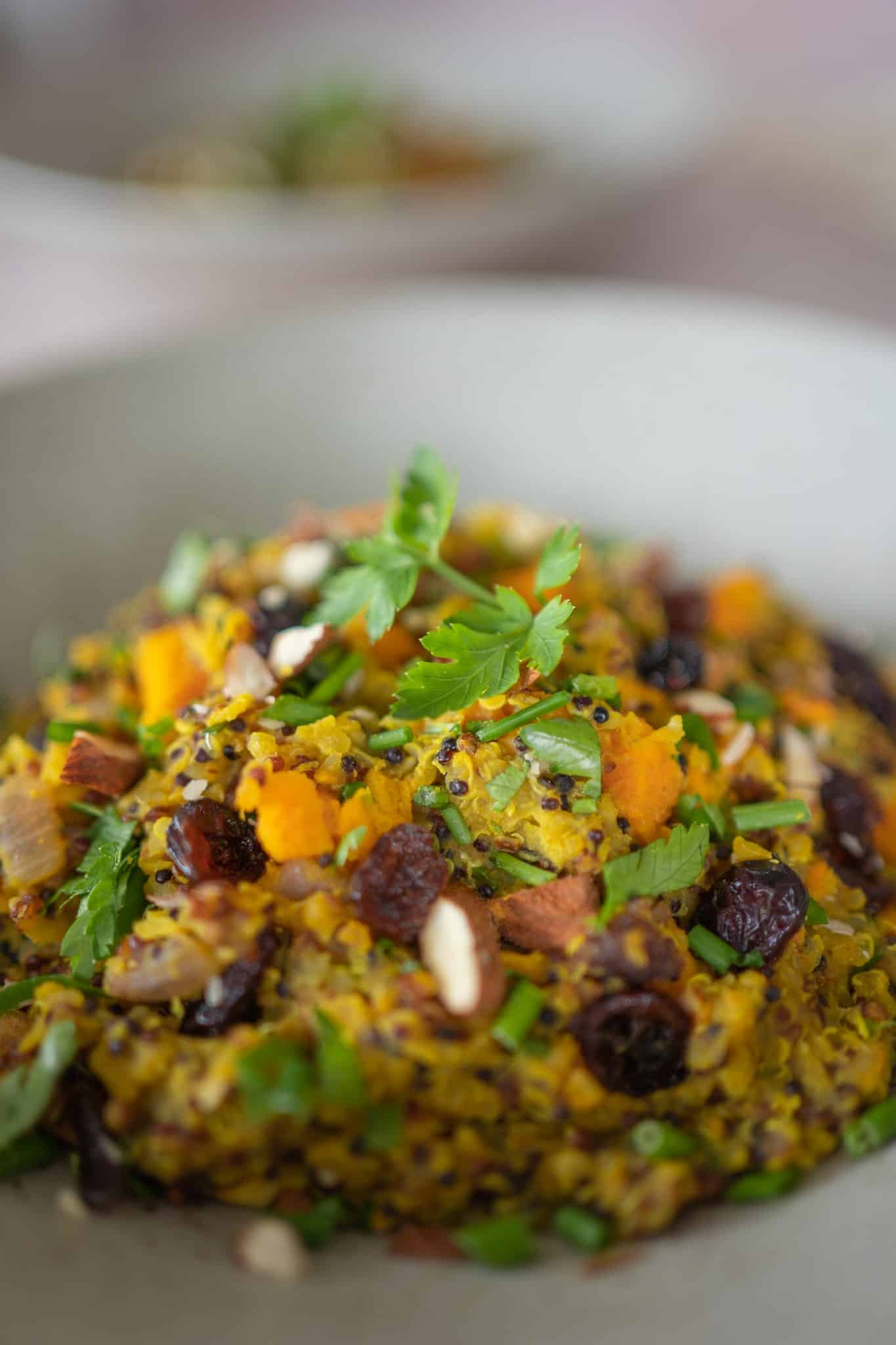 Quinoa Linsen Salat mit Süßkartoffel