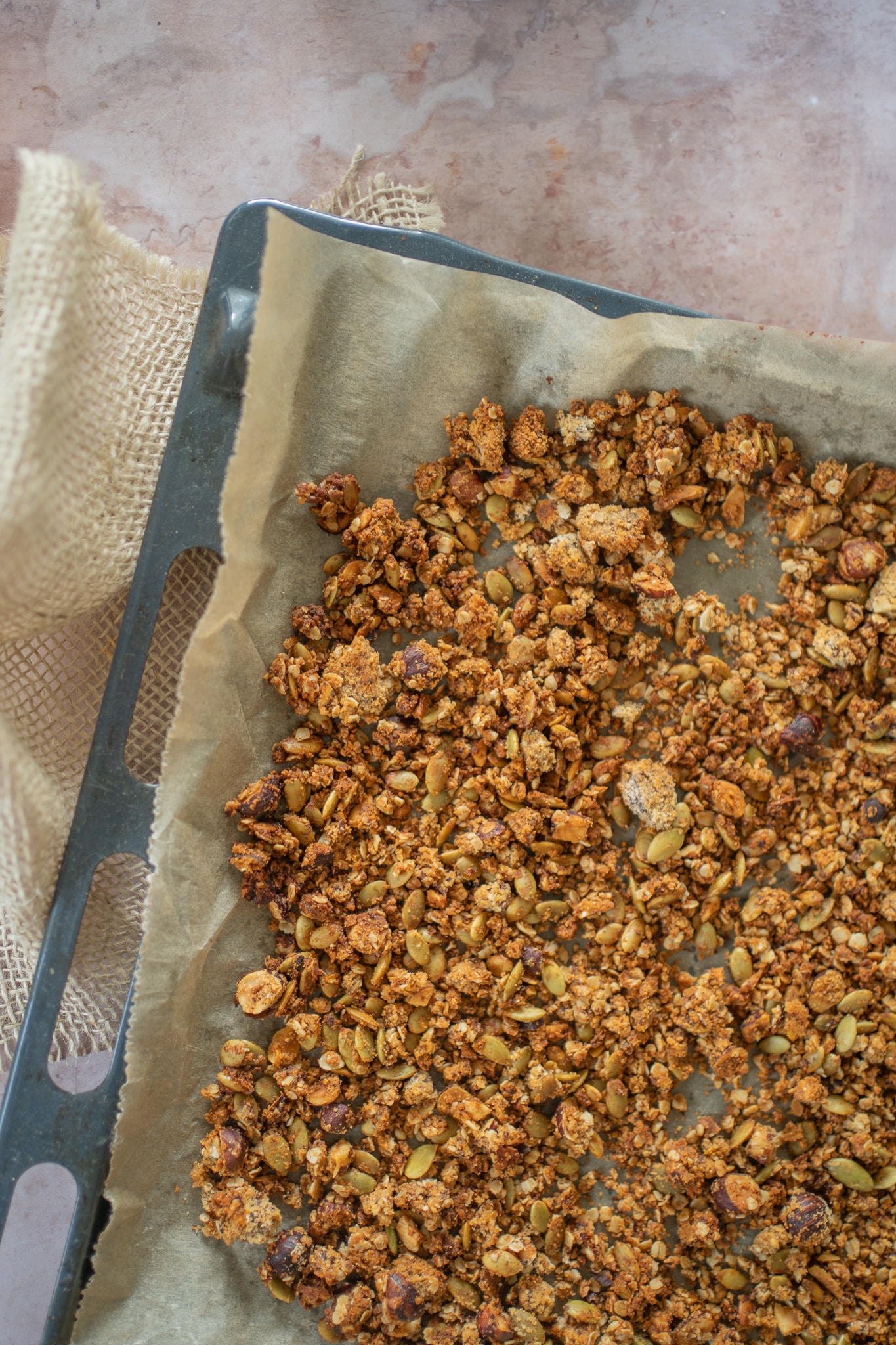 Veganes Nuss Granola