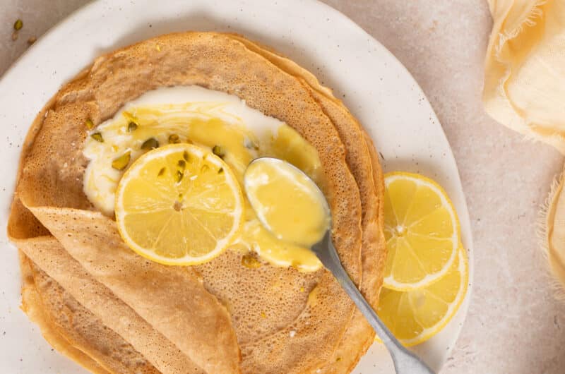 Buchweizen Crêpes mit Lemon Curd